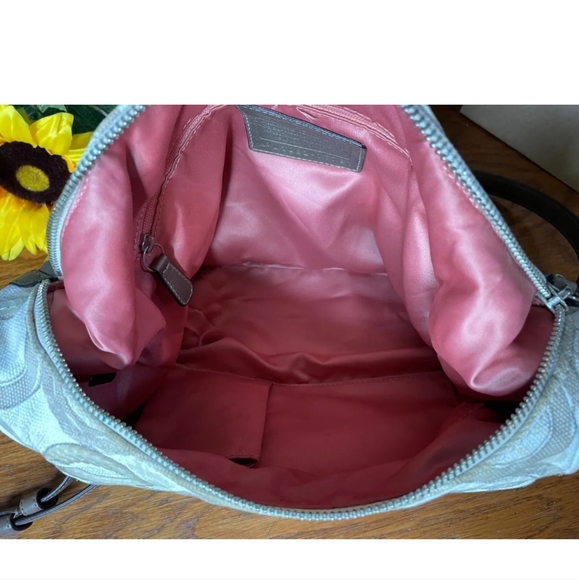 COACH Op Art Hobo - Picture 15 of 15